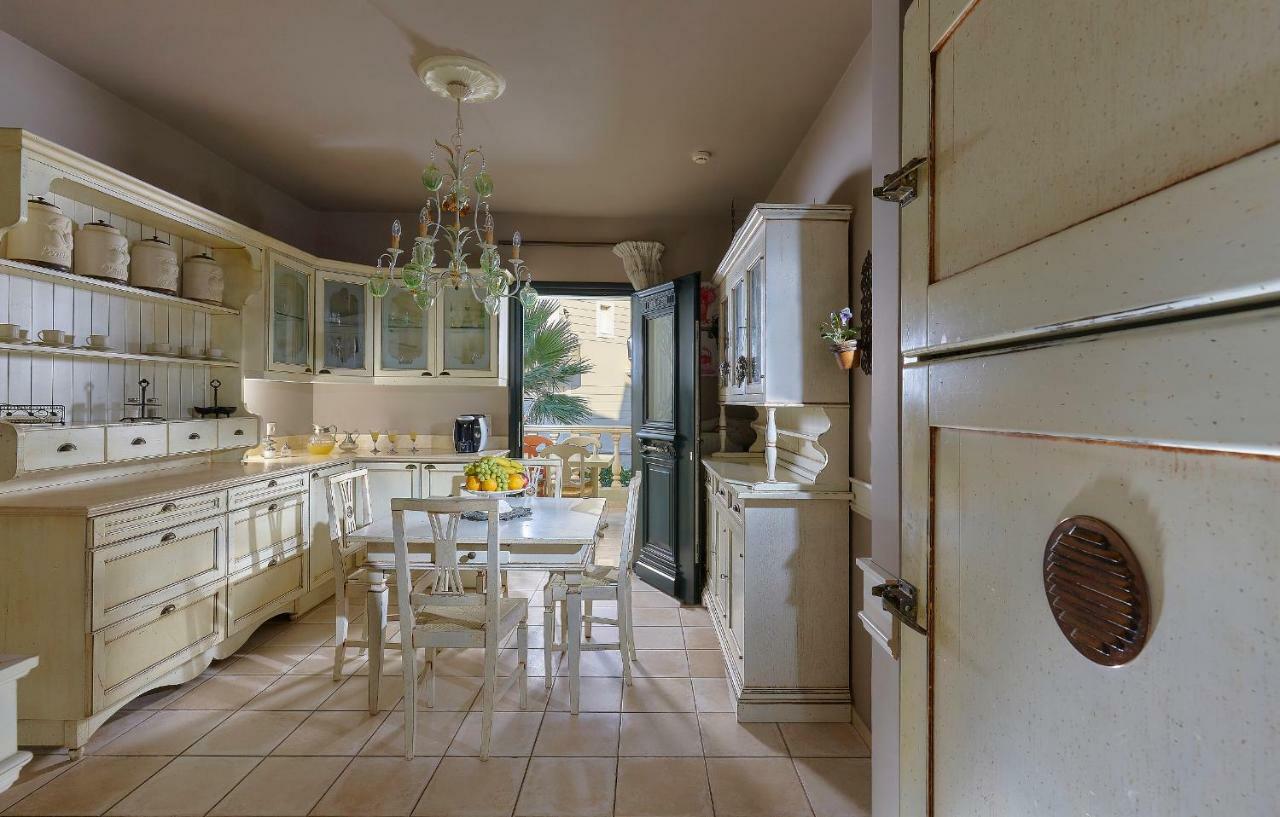 Villa Living E-Motion Goúrnes エクステリア 写真